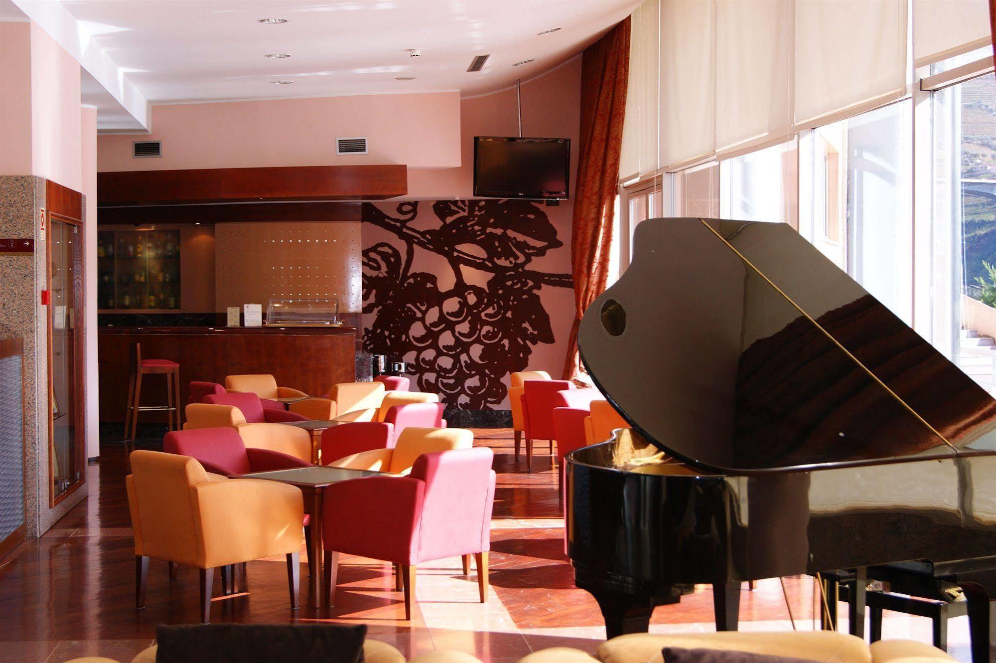 Hotel Regua Douro Peso da Régua Εστιατόριο φωτογραφία